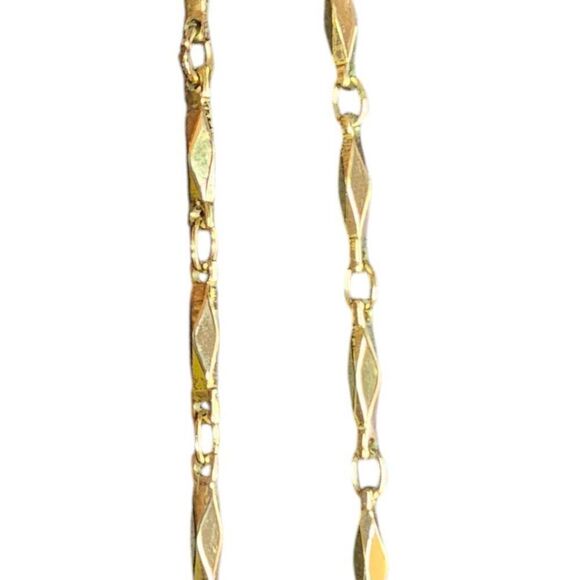 Abalone Feather with Star Chain Necklace Gold - Picture 2 of 6